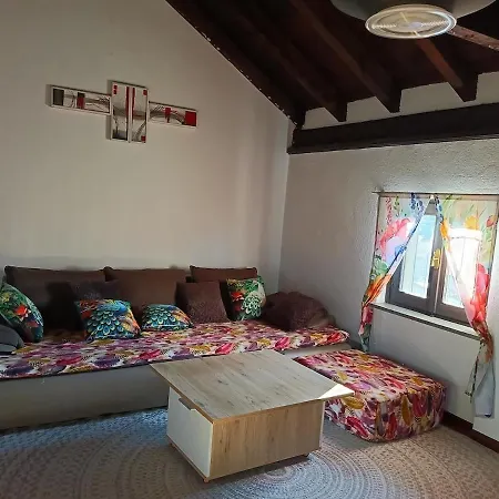 Hala's House كاستيلّيتّو سوبرا تي